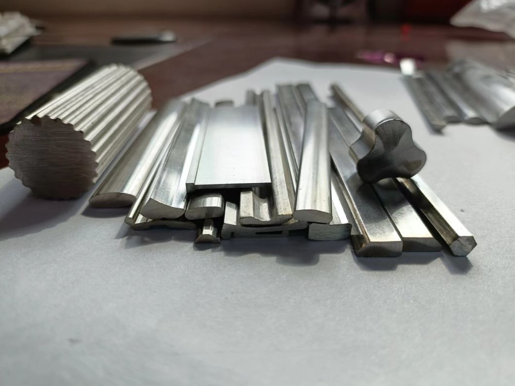 China Products ASTM304 Stainless Steel Wire Round/Flat/Trapezoidal/T-Shaped/Hexagonal Bar for Building Material